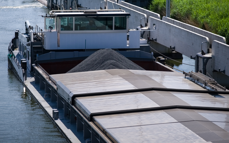 HB Bouwtoelevering schip links