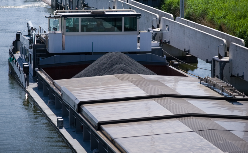 HB Bouwtoelevering schip links