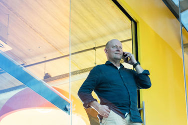 HB software aan de telefoon geel